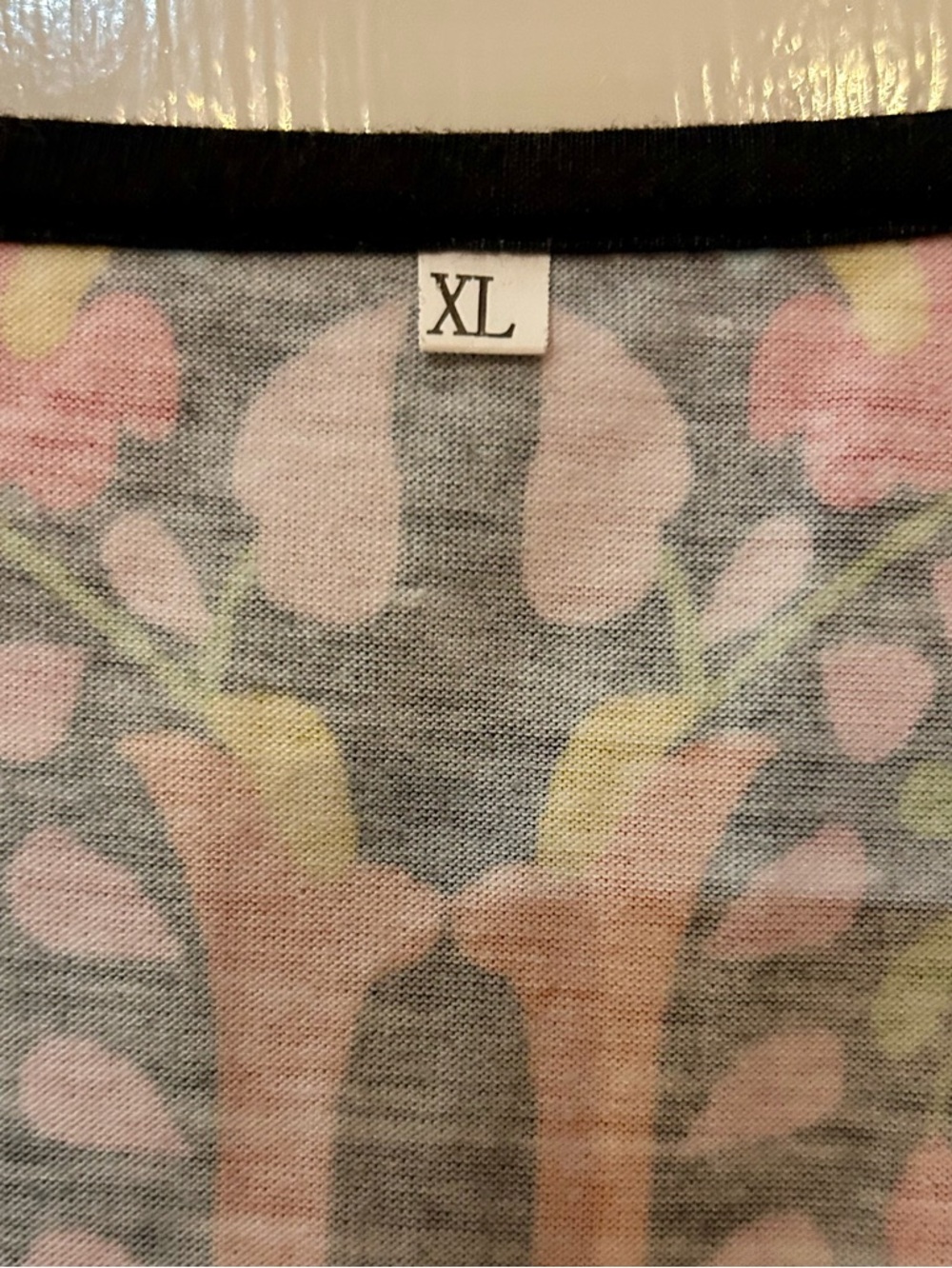 V-Neck Floral Folk Print Top in Black - Picture 4 of 5